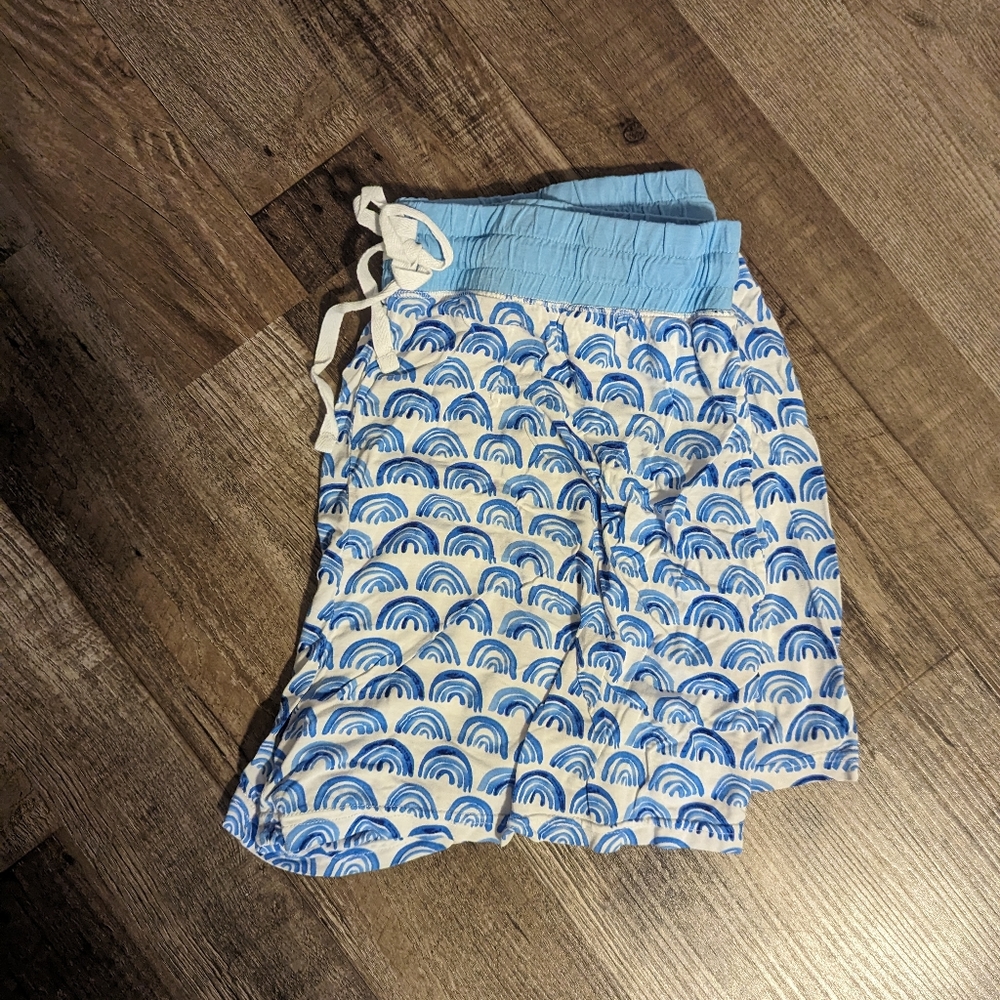 Blue rainbows shorts set